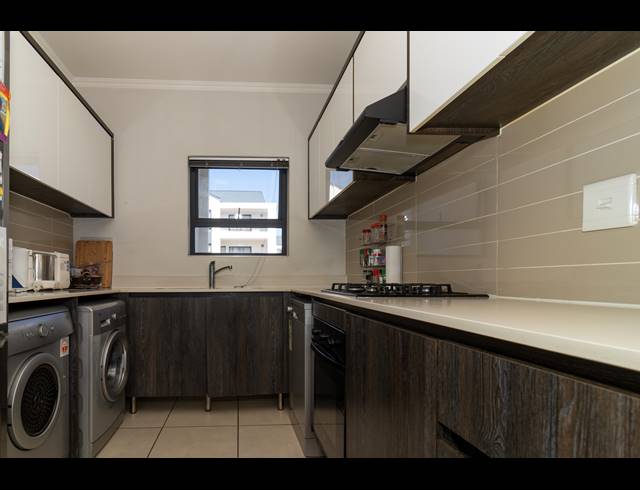 2 BEDROOM APARTMENT FOR SALE IN PARKLANDS